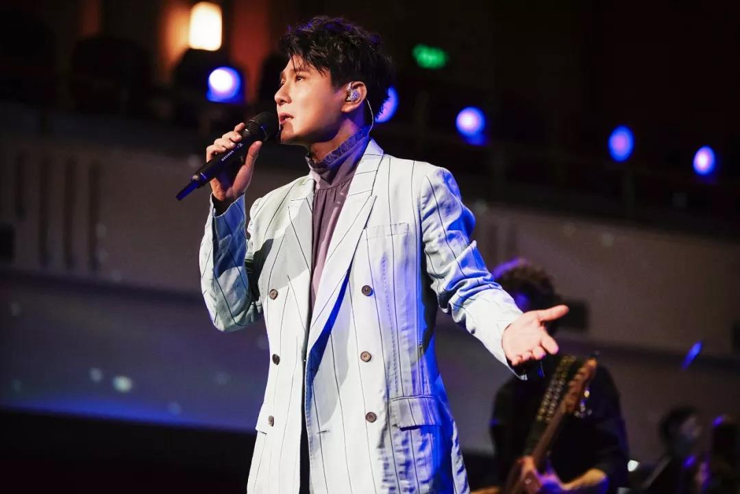 2019张信哲南昌群星演唱会