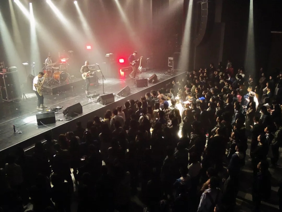 201916层乐队西安演唱会