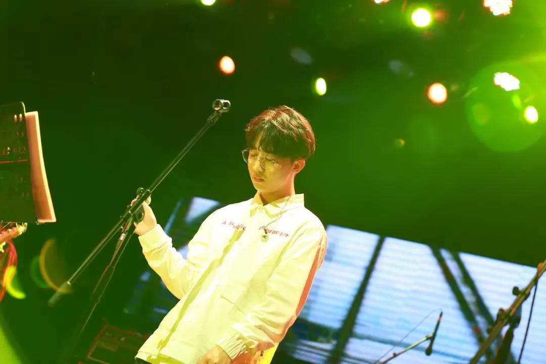 2019徐秉龙武汉演唱会