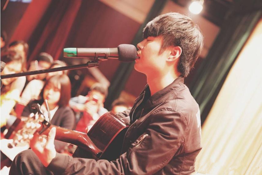 2019陈硕子临沂演唱会