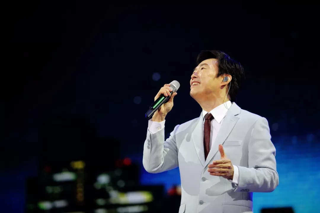 费玉清佛山演唱会