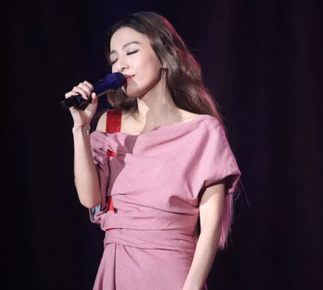 田馥甄深圳演唱会
