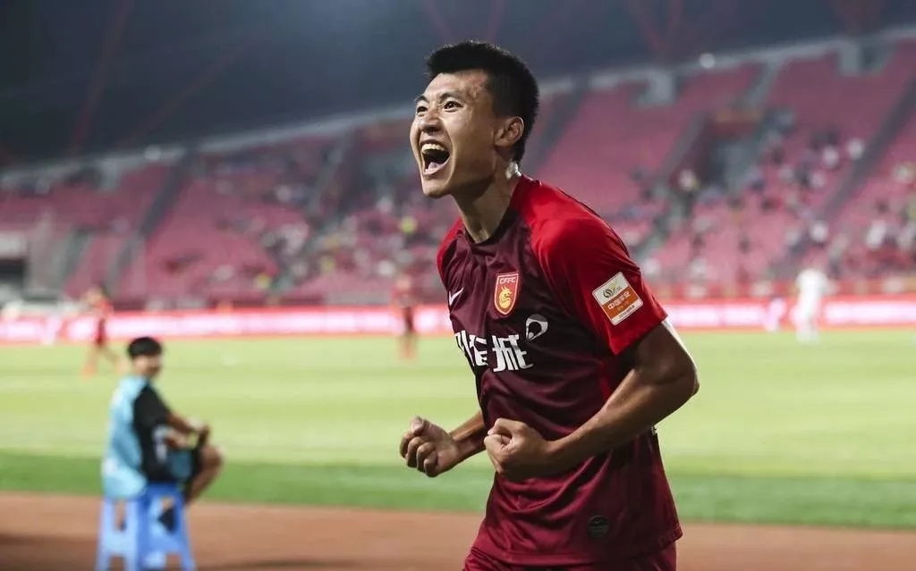 2019中超联赛上海上港主场赛事