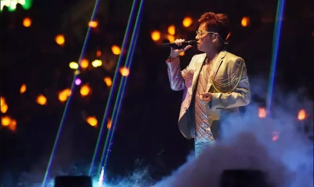 2019谭咏麟怀集演唱会