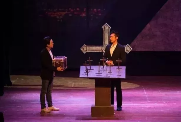 舞台剧乌龙山伯爵唐山站