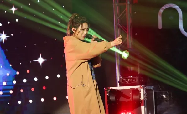 阎奕格广州演唱会