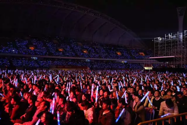 2019郑州杨宗纬群星演唱会