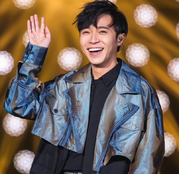 吴青峰无锡演唱会