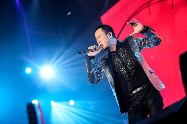 杨坤重庆演唱会
