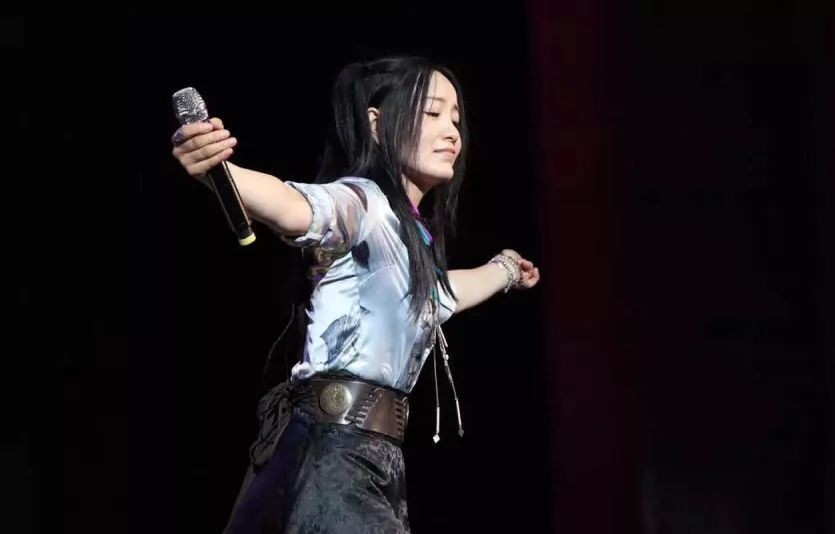 2019斯琴格日乐郑州演唱会