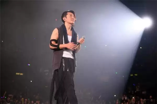 郑伊健天津演唱会