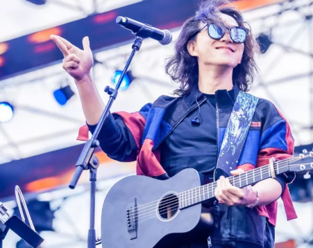 2019赵照昆明演唱会