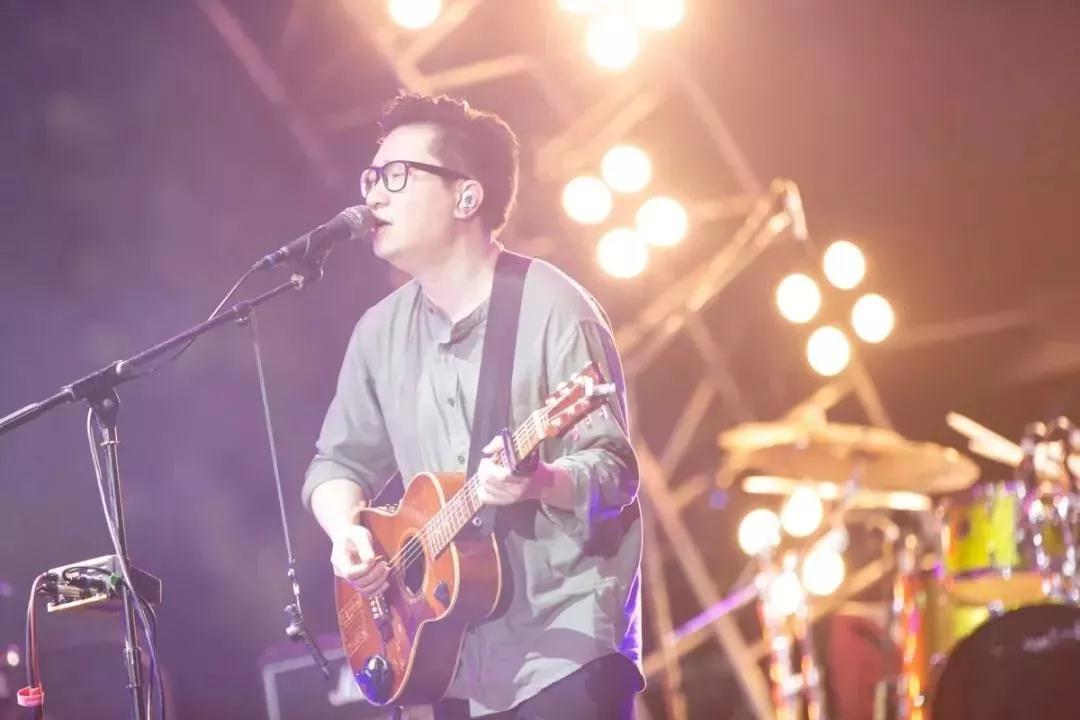 暗杠武汉演唱会
