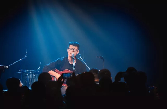 纣王老胡深圳演唱会